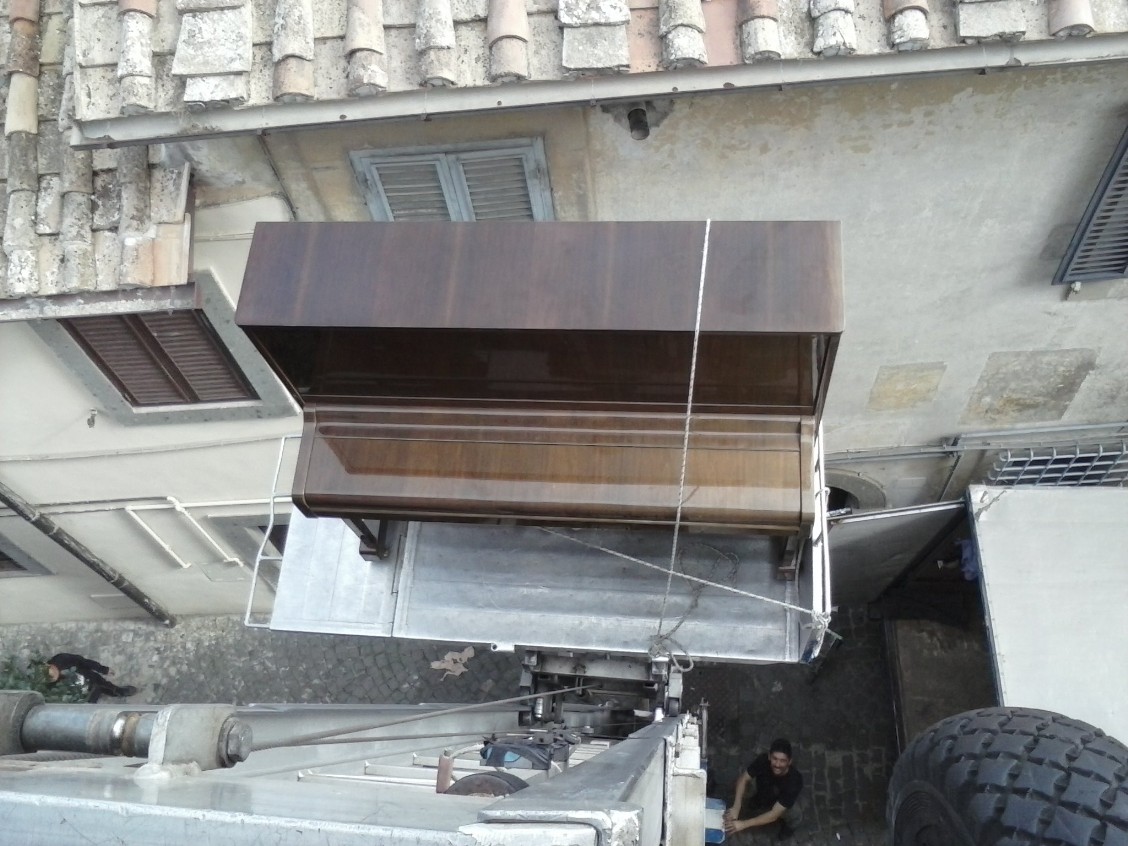trasporto pianoforte verticale roma
